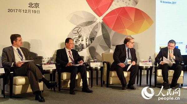 ������I(y��)�����ڬF(xi��n)��չ�_ӑՓ�����zӰ������W(w��ng) ��ɪ��