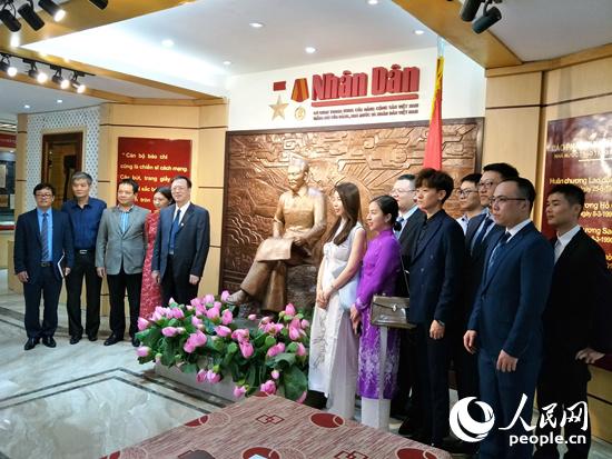 ����F(tu��n)һ�е��LԽ�������(b��o)����