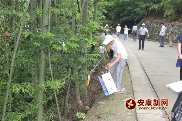 ��ʰ��ɫ��������������h(hu��n)��  �� ����  �z��.JPG