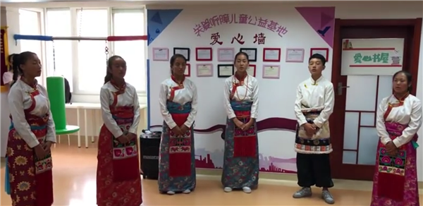 ȫ��(gu��)��Óؚ����(ji��n)����(y��u)��o(j��)�Ƭչ�����μ�ӰƬ�R������ɽ��������(m��ng)��ķ���