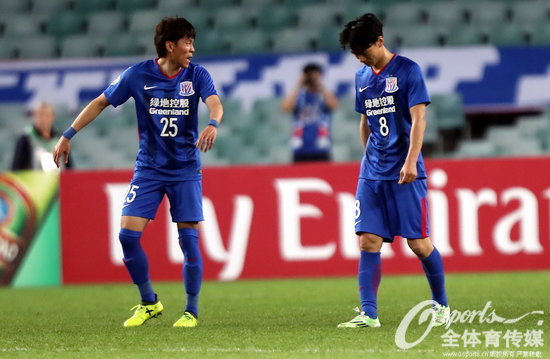 2018��4��17����2018�ꁆ��С�MِH�M��Ϥ��FC�(du��)0��0ƽ�Ϻ��껨����پ���ξ��U(xi��n)�껨ƽ�ֽY(ji��)������֮���� (Osportsȫ�w����ý ���(qu��n)��Ʒ ��(y��n)���D(zhu��n)�d) 